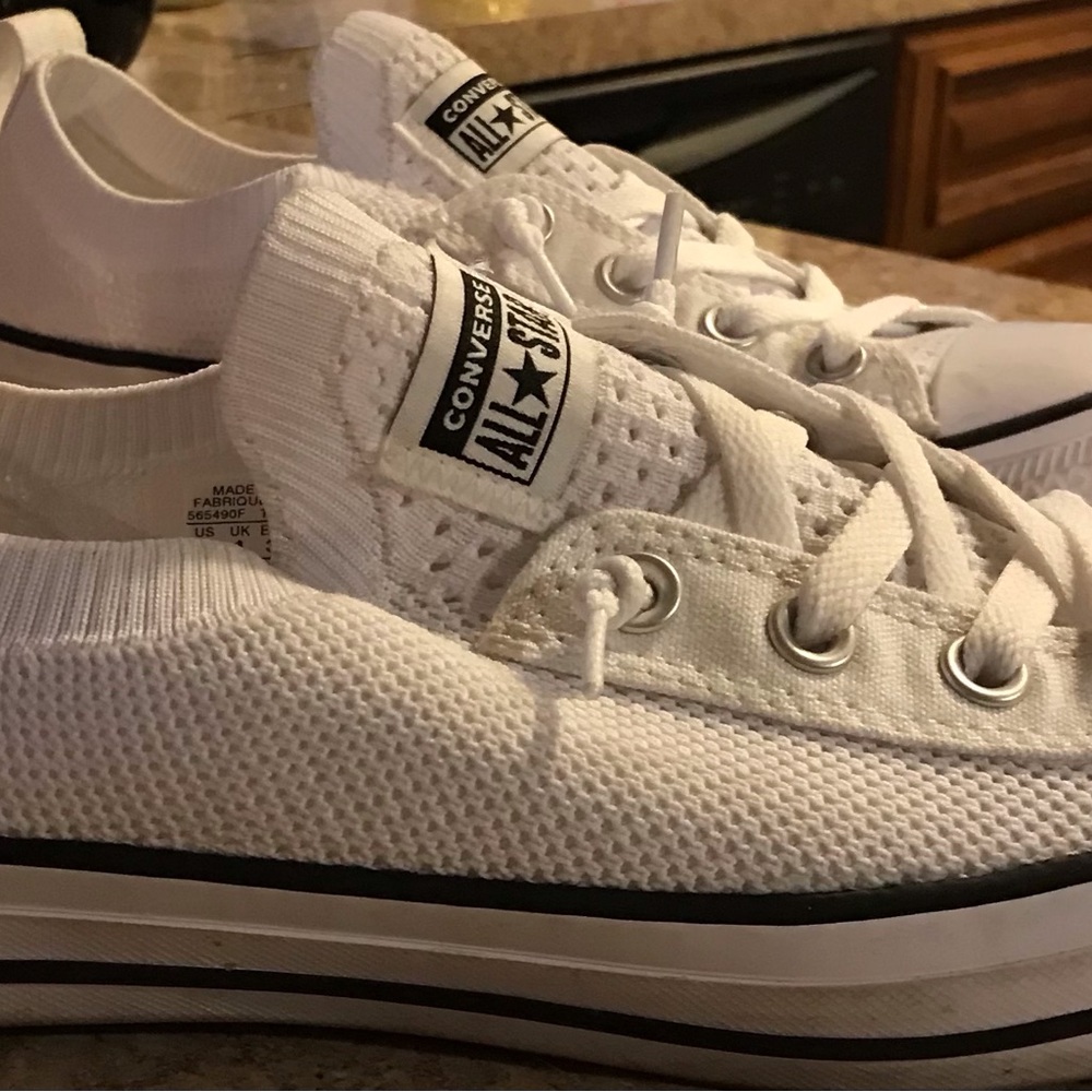 White low women’s shoes size 8.